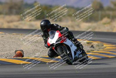 media/Dec-17-2022-SoCal Trackdays (Sat) [[224abd9271]]/Turn 7 Set 1 (1125am)/